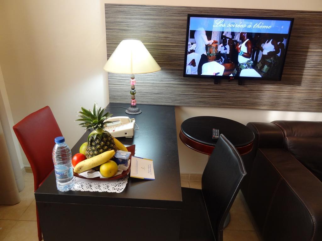 Hotel Residence La Falaise Douala Luaran gambar