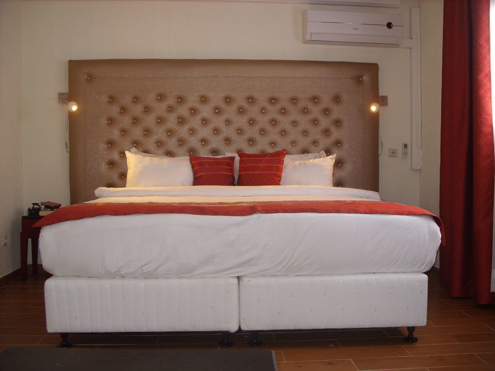 Hotel Residence La Falaise Douala Luaran gambar